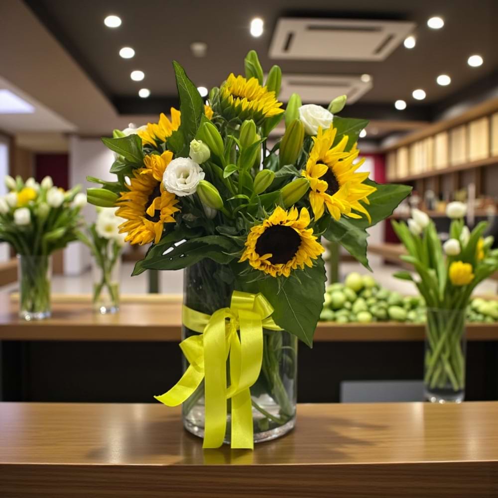 Sun Flower beauty - free vase!